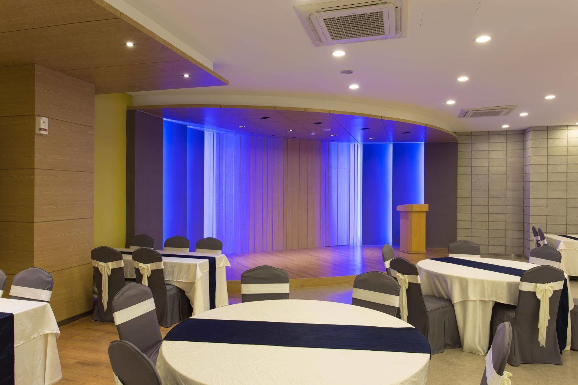 Benikea The Bliss Hotel Incheon Extérieur photo