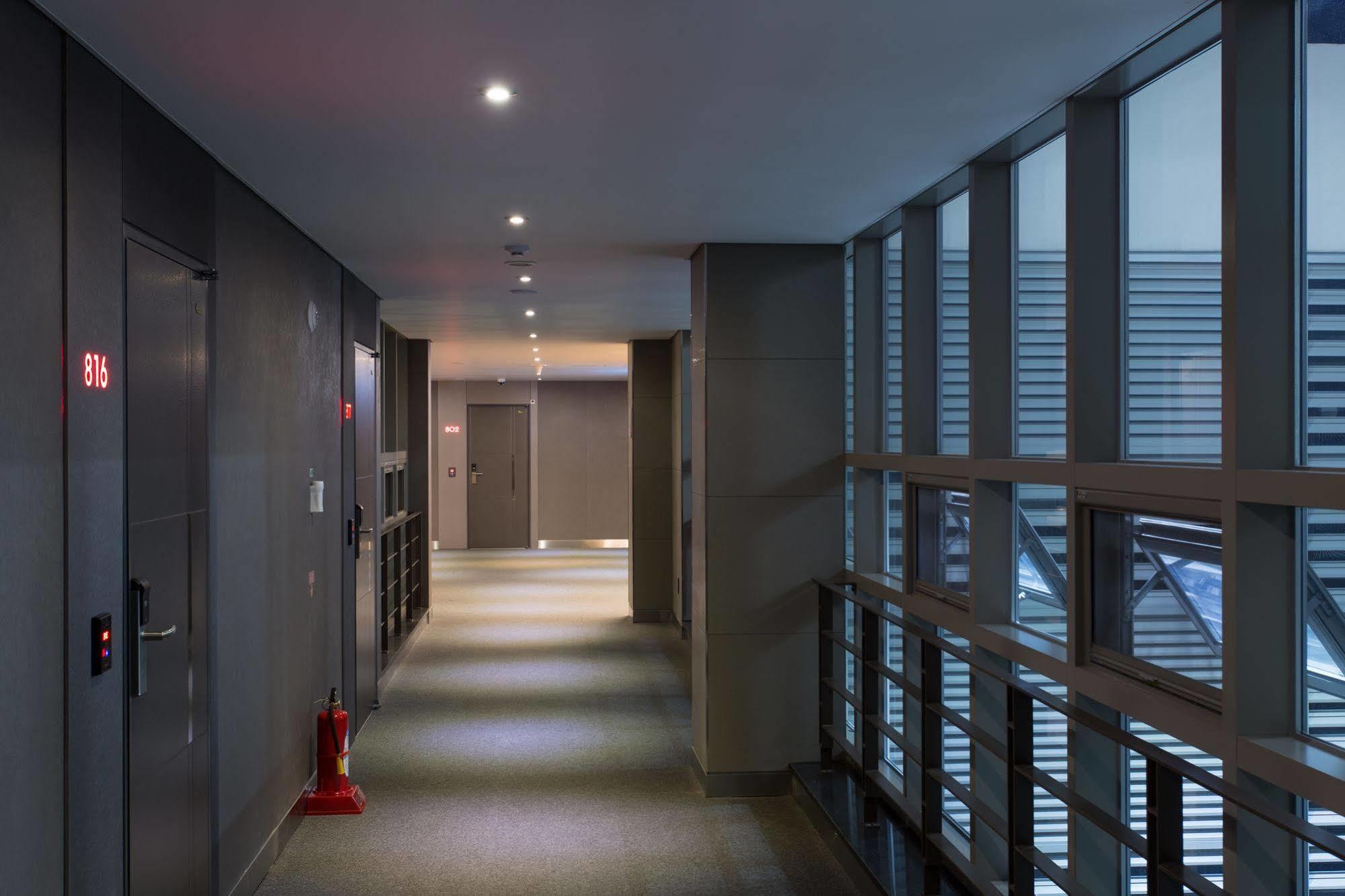 Benikea The Bliss Hotel Incheon Extérieur photo